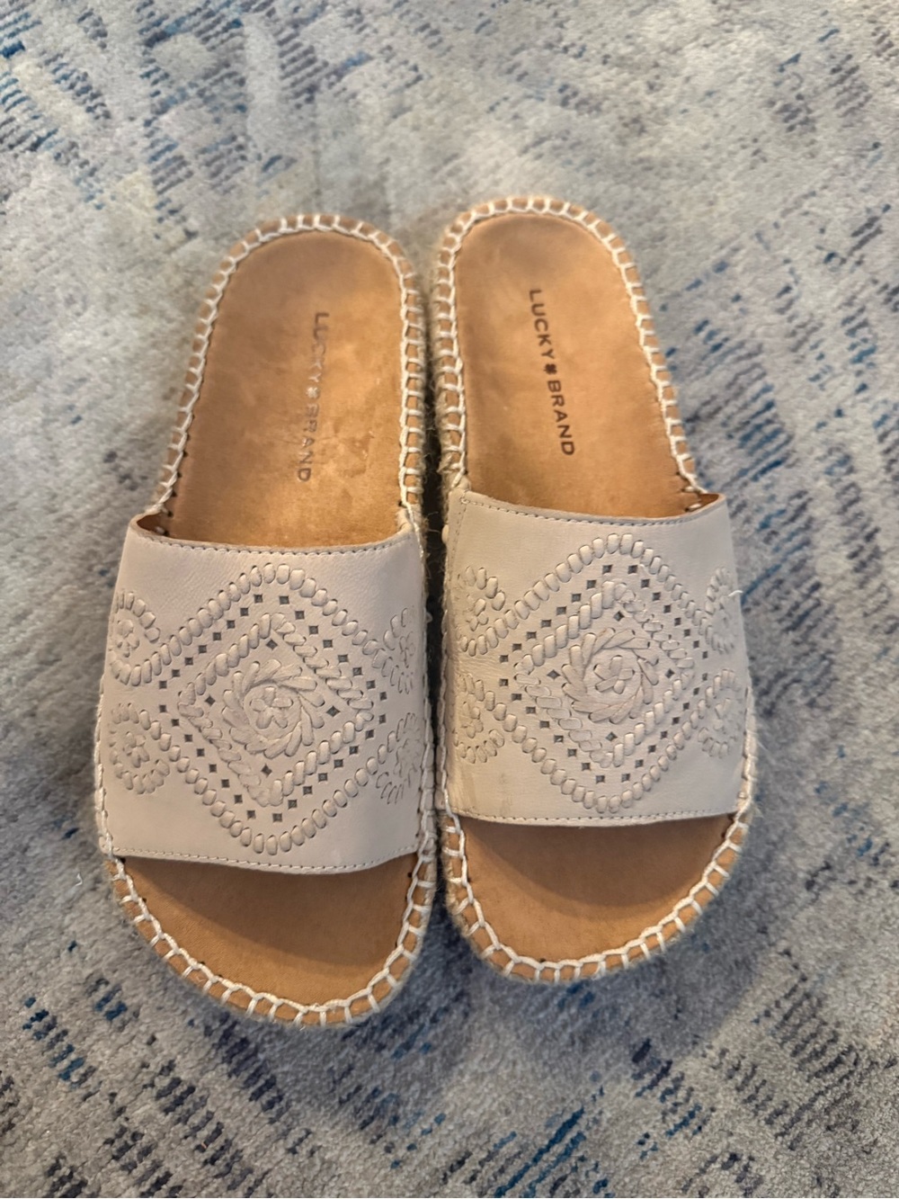 Lucky Brand Cream Embroidered Slide Mules